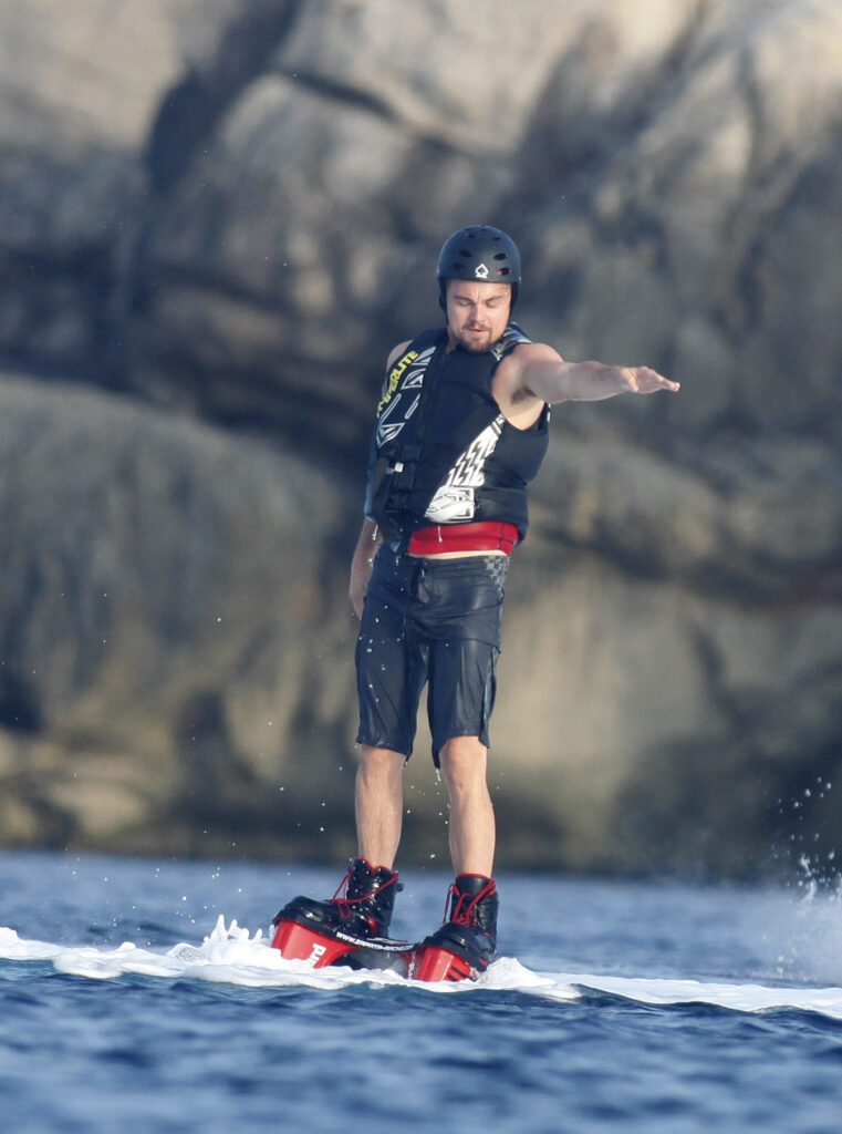 Actor Leonardo DiCaprio is seen in Ibiza on August 6, 2013 on Ibiza, Spain. Photo by Elkin Cabarcas ¡dehoy! Agencia de Noticias